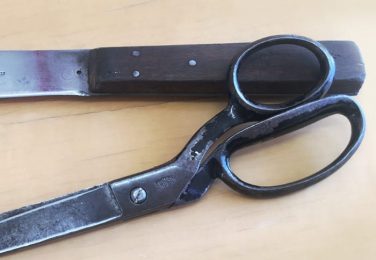 Vintage Ernest Wright scissors
