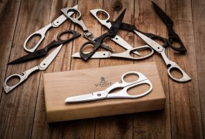 Kutrite scissor on presentation box